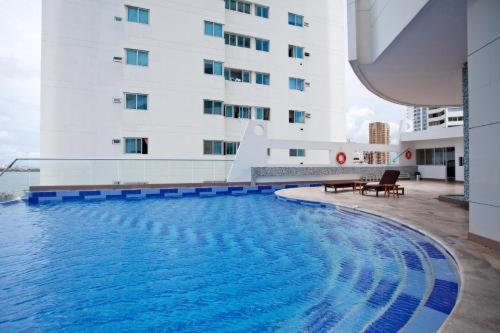 Caminando Hacia La Playa Cartagena